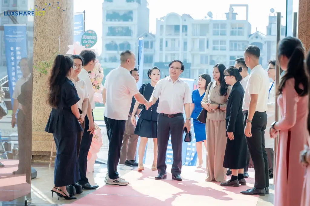 Trường Đại học Khoa học thúc đẩy hợp tác doanh nghiệp, gắn đào tạo tiếng Trung với thực tiễn nghề nghiệp.